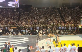 333体育|电竞-官方网站-AUBL队以三分压哨球绝杀库里队,上演以其人之道还治其人之身!